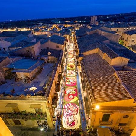 Biddiccia Home In Sicily Noto Buitenkant foto