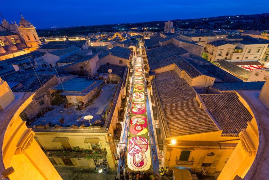 Biddiccia Home In Sicily Noto Buitenkant foto